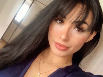 lauren1990 from Ontario,Canada