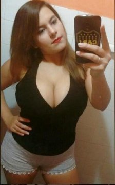 thickmandy from Ontario,Canada
